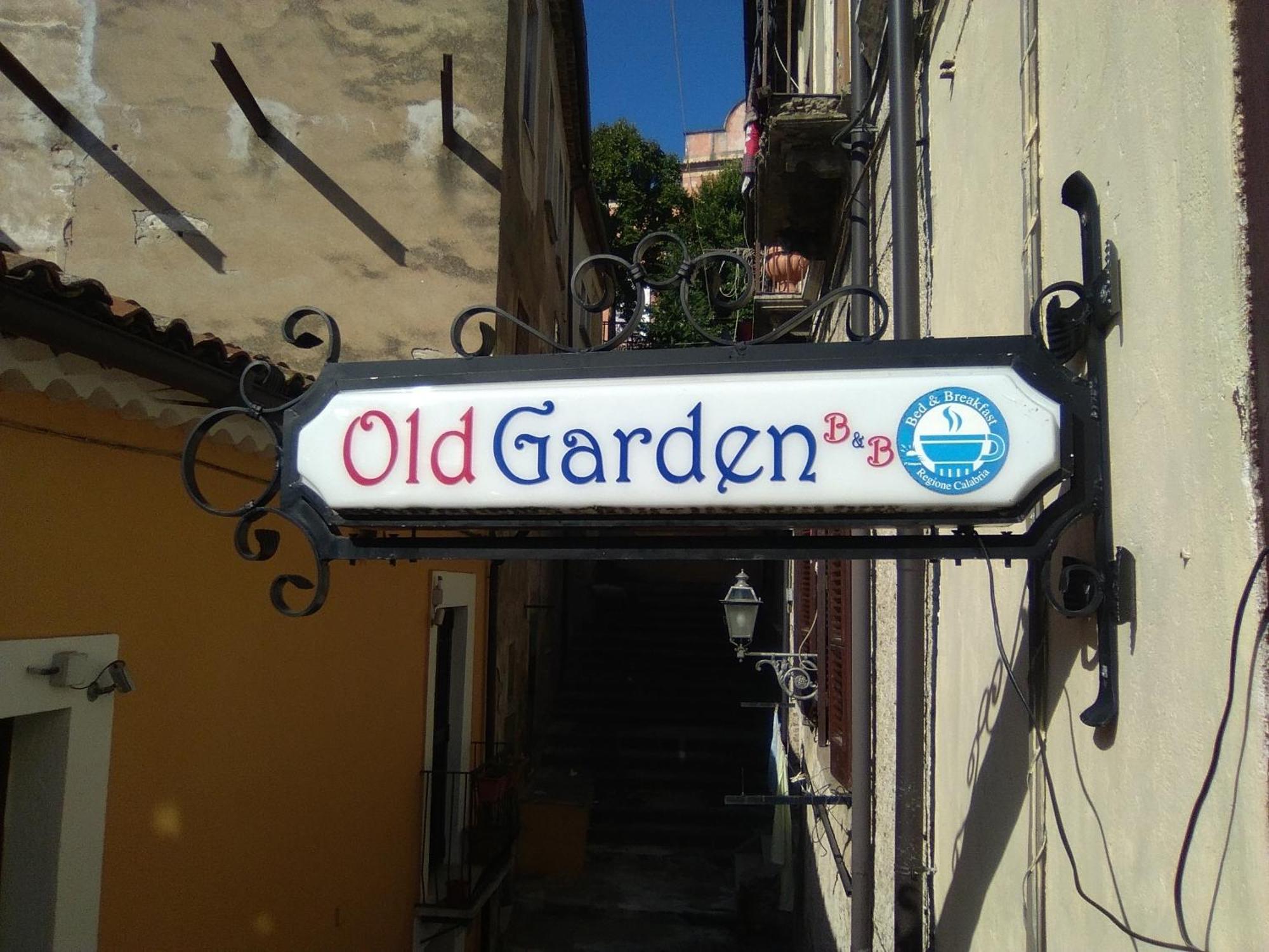 Old Garden Bed & Breakfast Cosenza Exterior photo