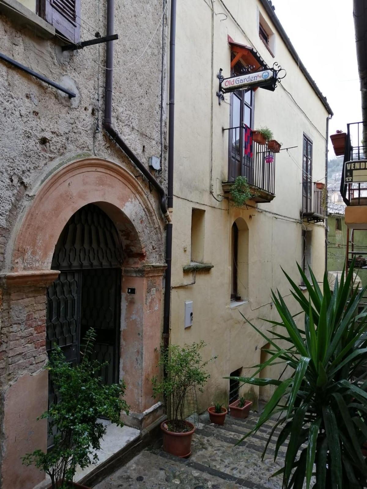 Old Garden Bed & Breakfast Cosenza Exterior photo